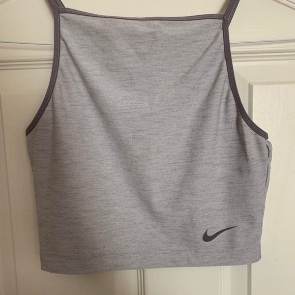 Nike Dri-Fit crop top - XS - Picture 1 of 5